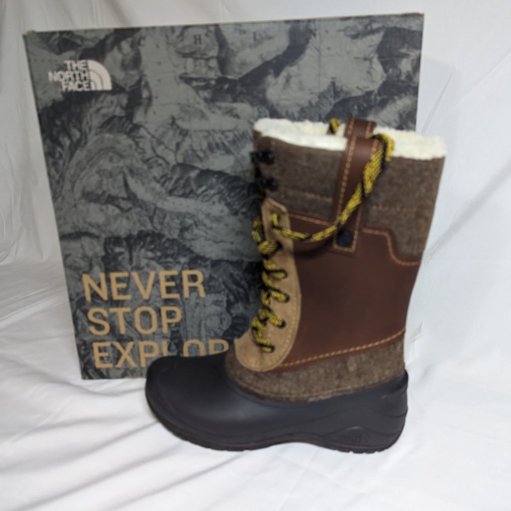 NiB North Face Women's Shellista III Mid Boot